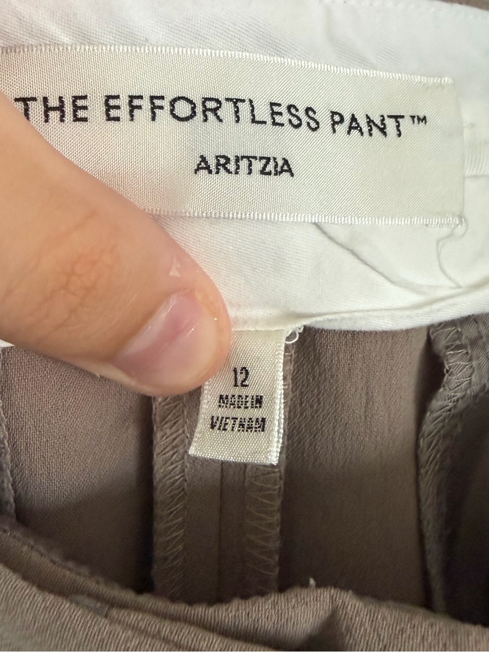 Aritzia Babaton The Effortless Pant Crepette Wide Leg Taupe Beige - Picture 5 of 7